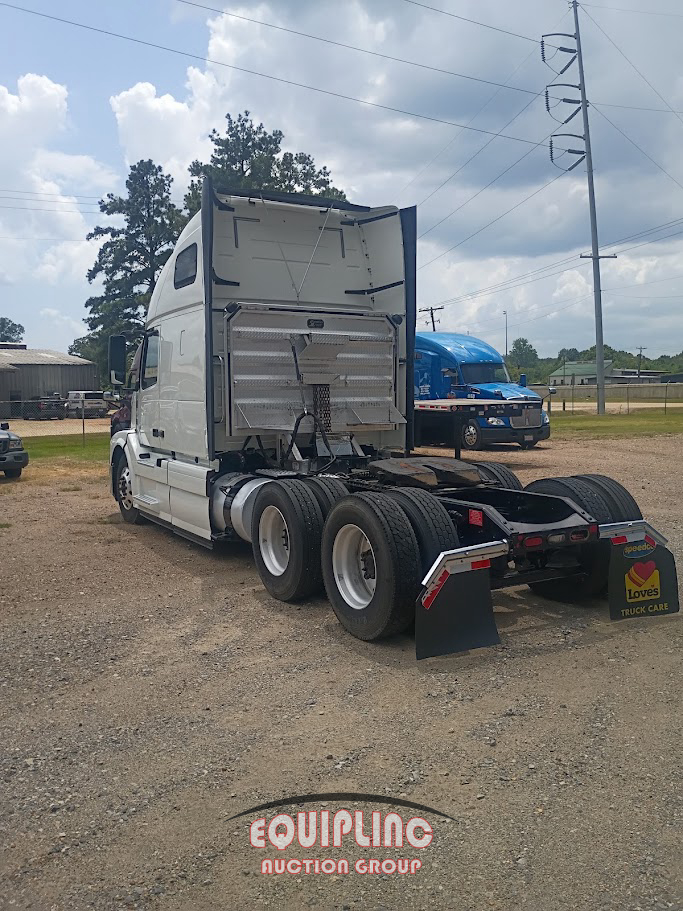 2018 Volvo VNL670