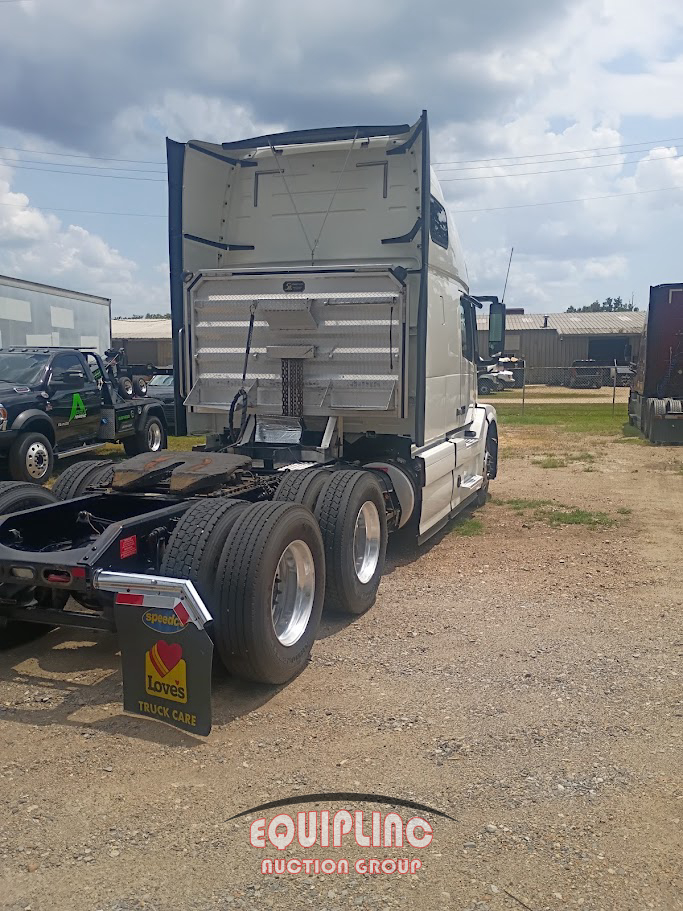 2018 Volvo VNL670