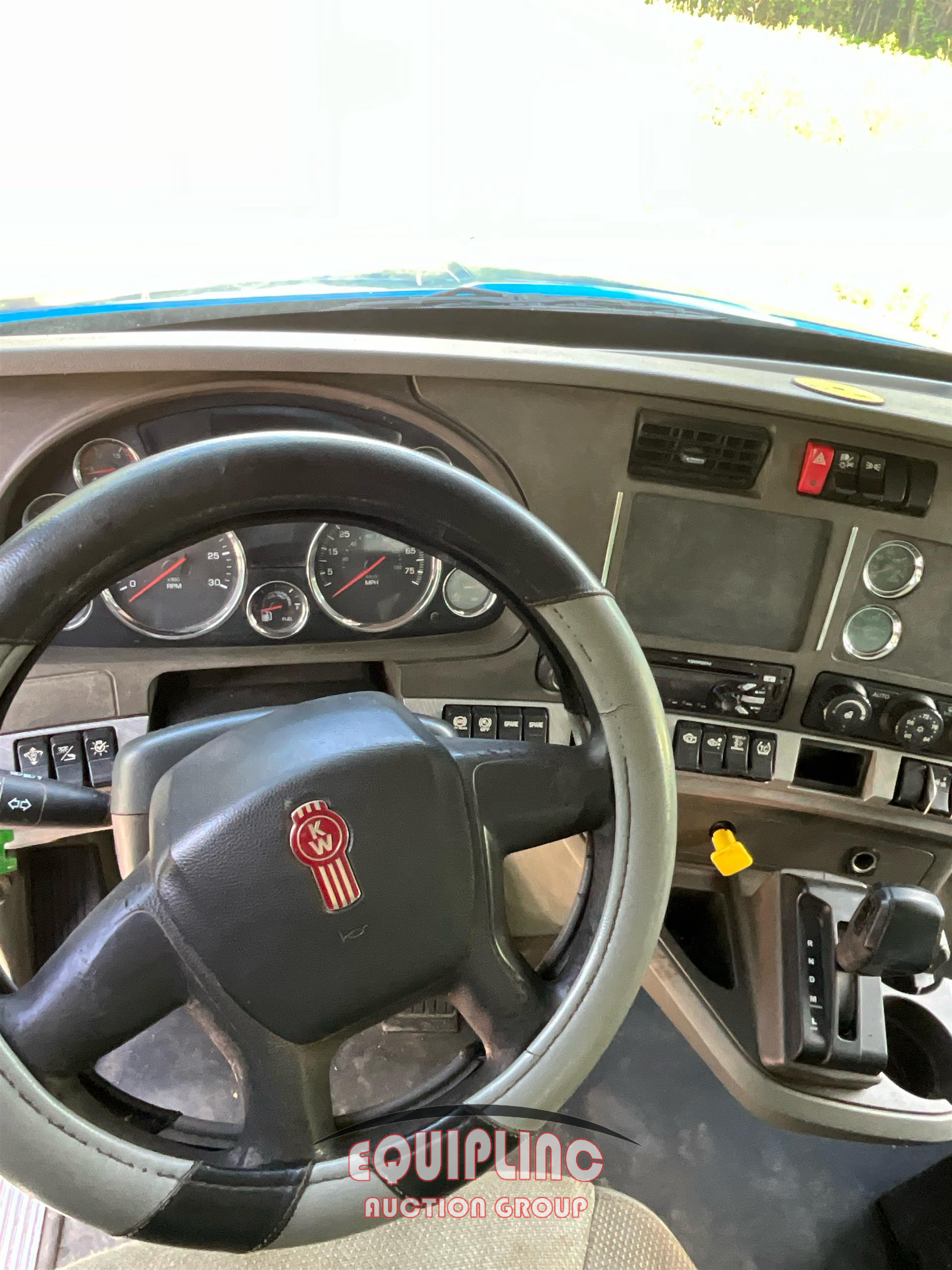 2017 Kenworth T880
