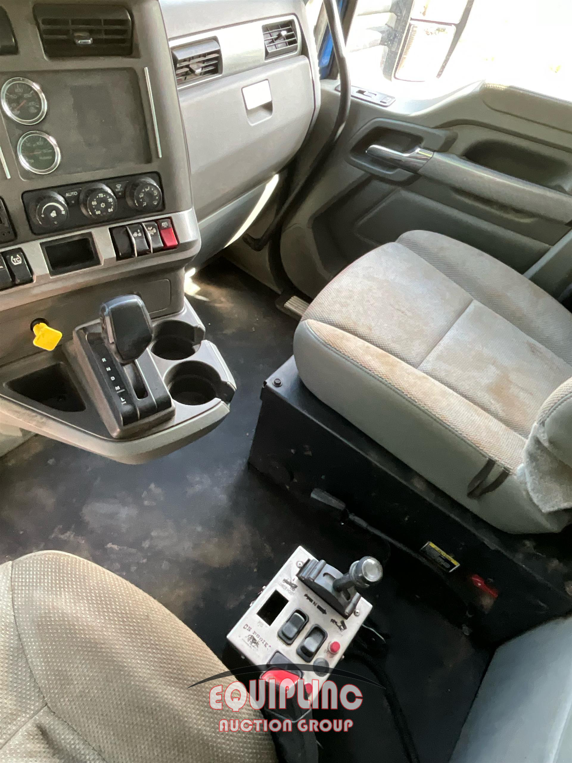 2017 Kenworth T880