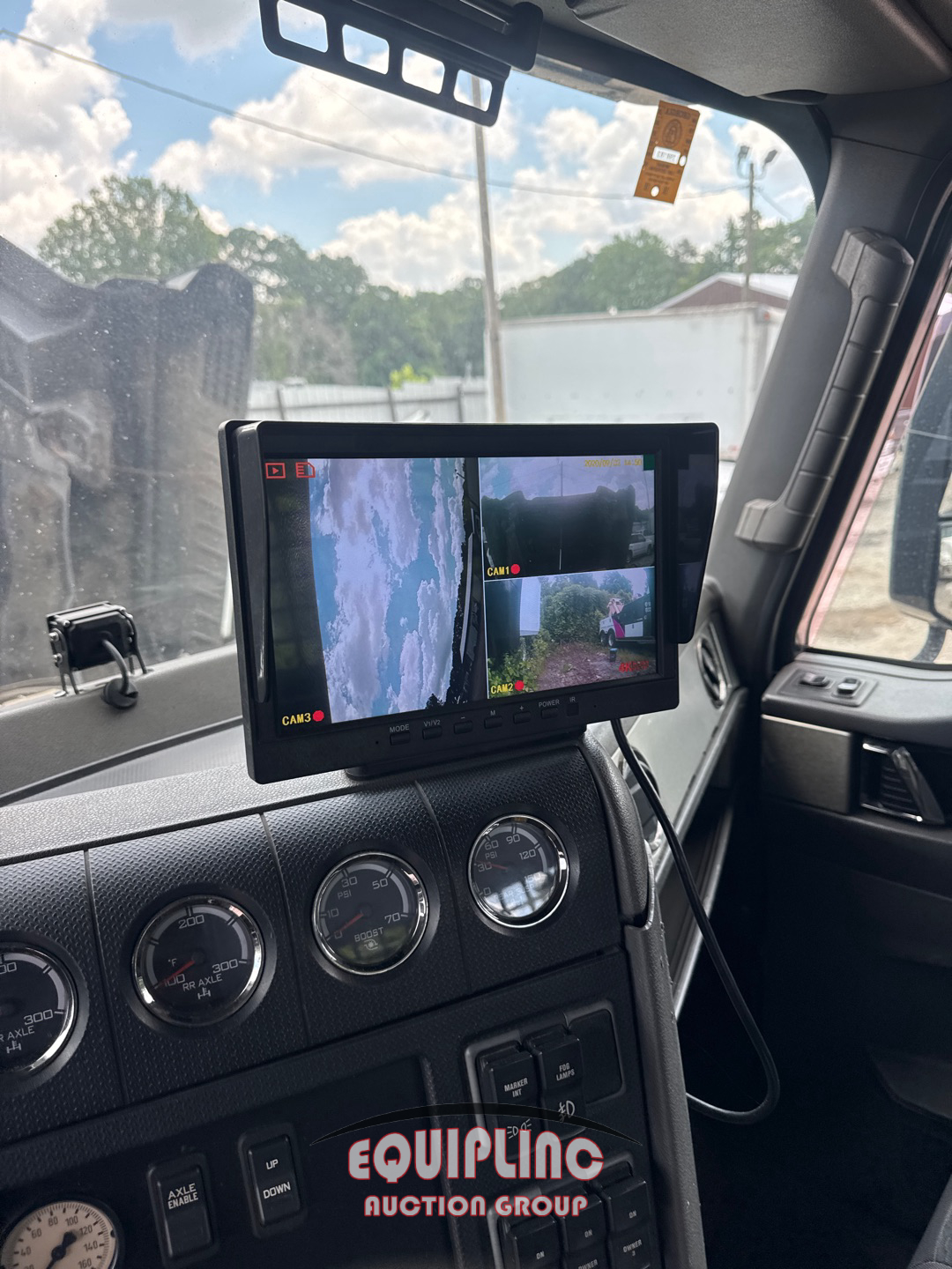 2013 Caterpillar CT660L