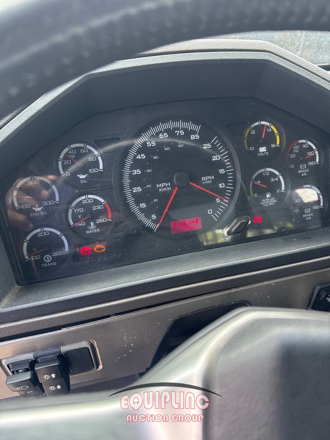 2013 Caterpillar CT660L