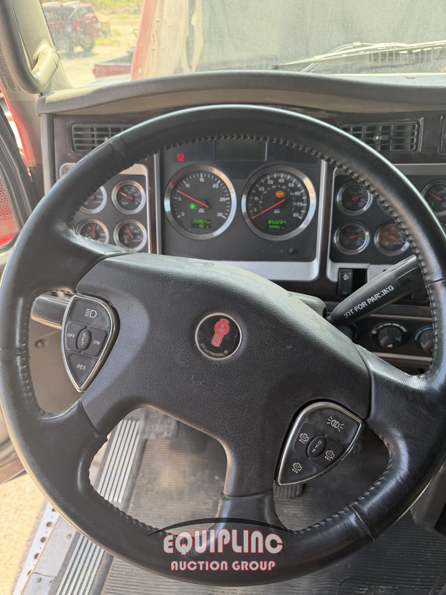 2013 Kenworth W900