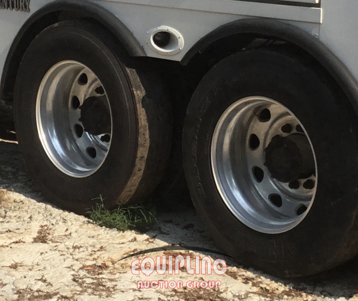 2003 Kenworth T800