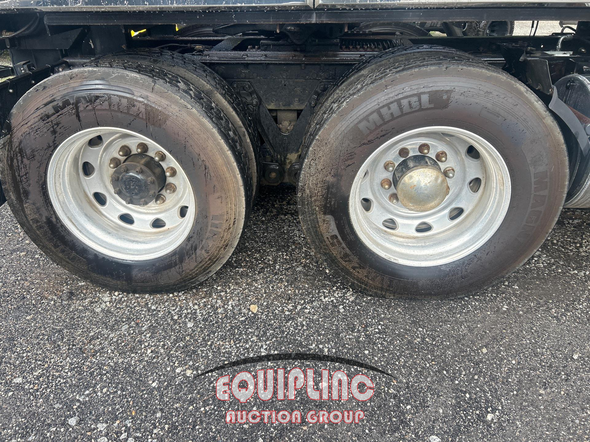 2001 Kenworth W900