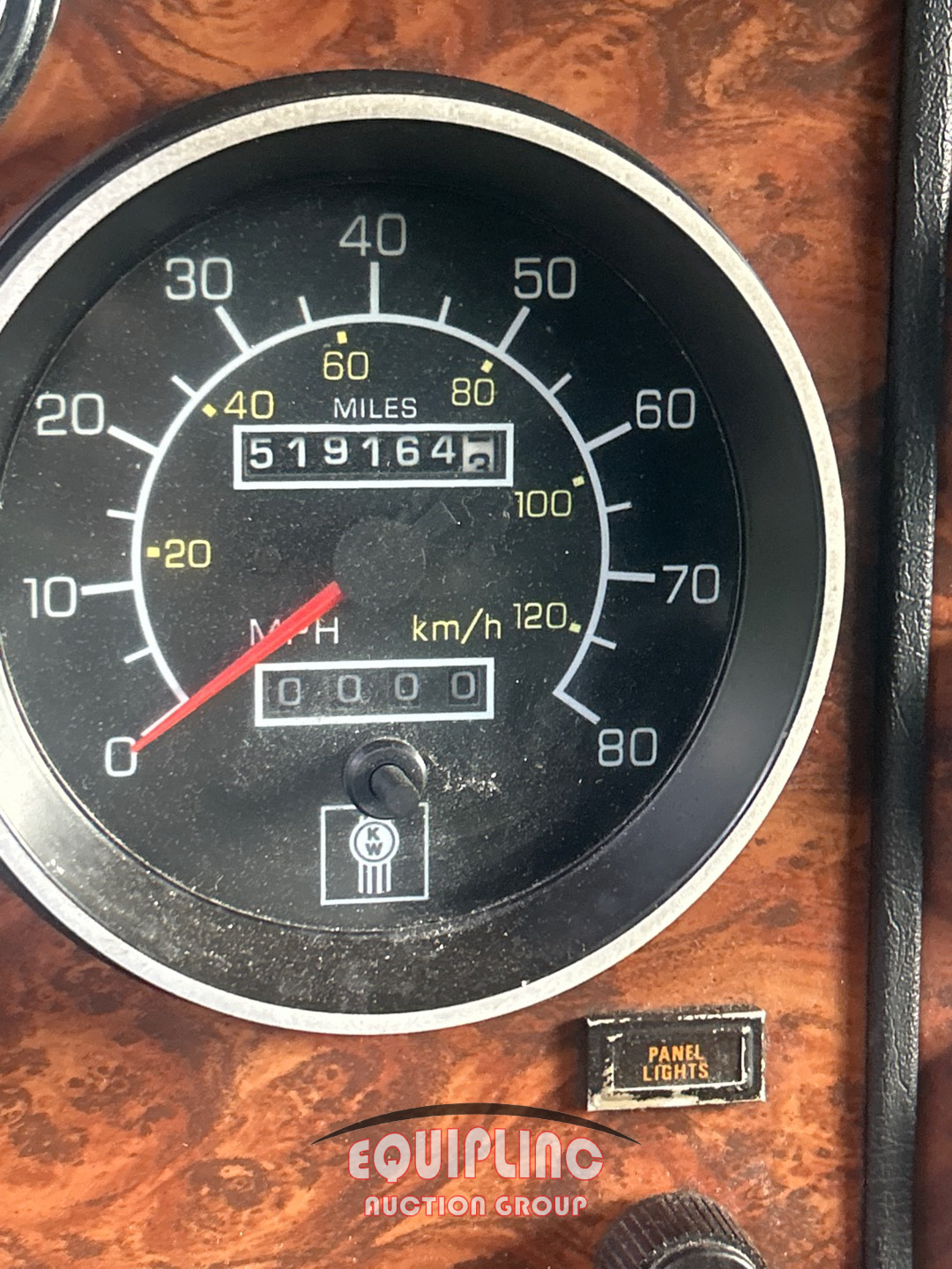 2001 Kenworth W900