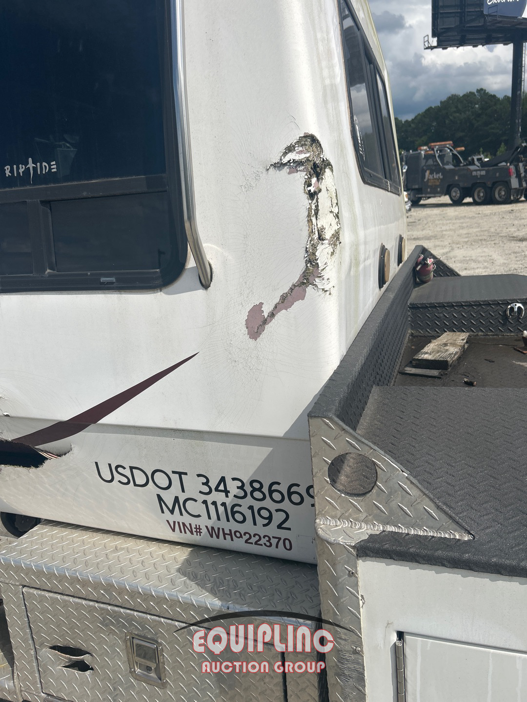 1998 Freightliner FL50