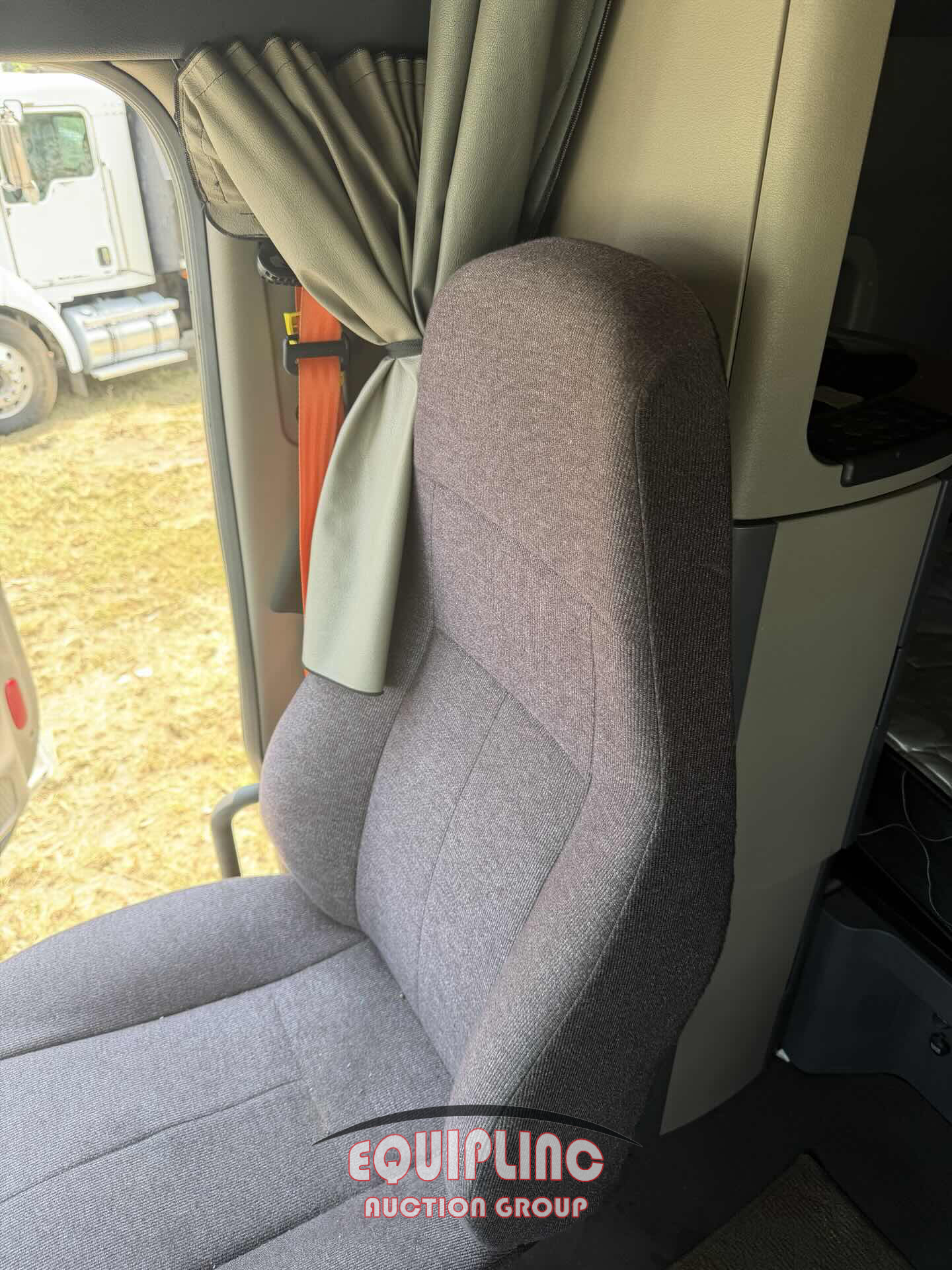 2018 Freightliner CASCADIA