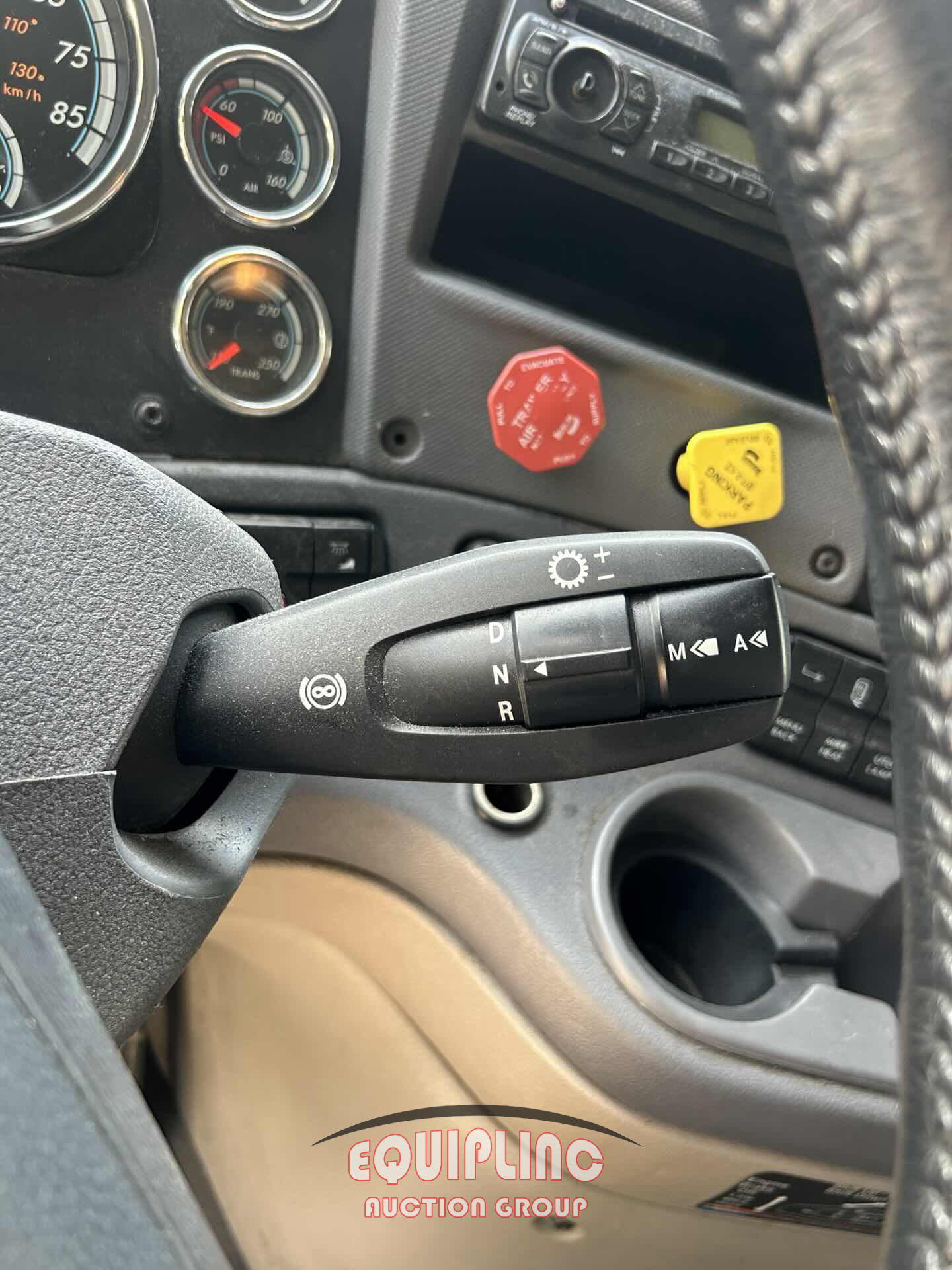 2016 Freightliner CASCADIA