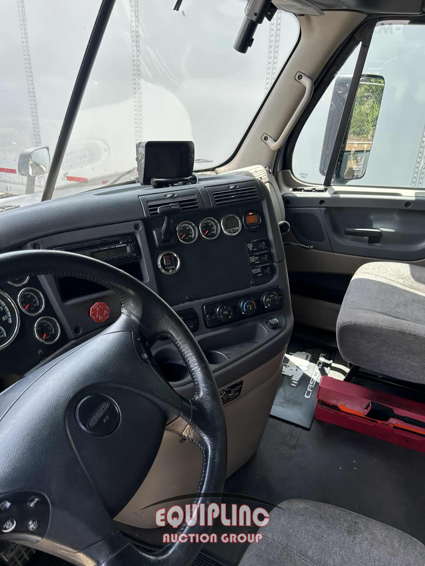 2016 Freightliner CASCADIA