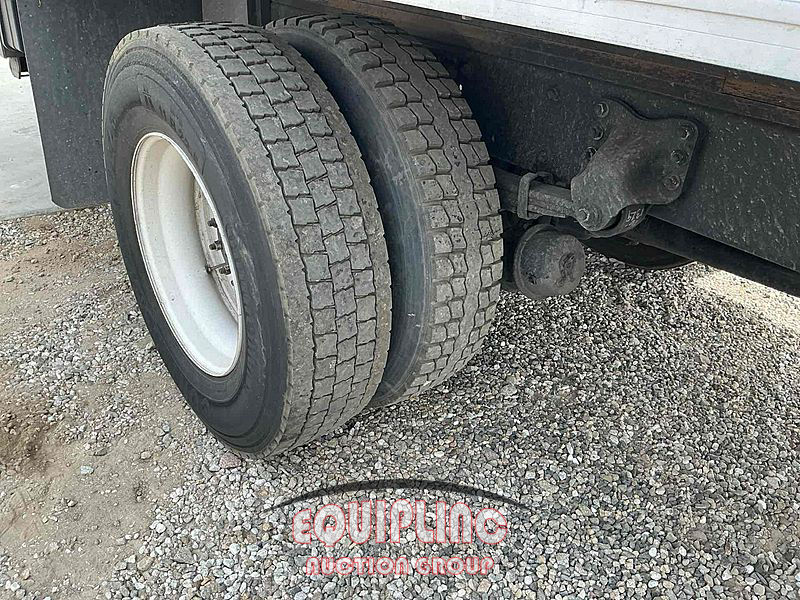 2018 Freightliner M2