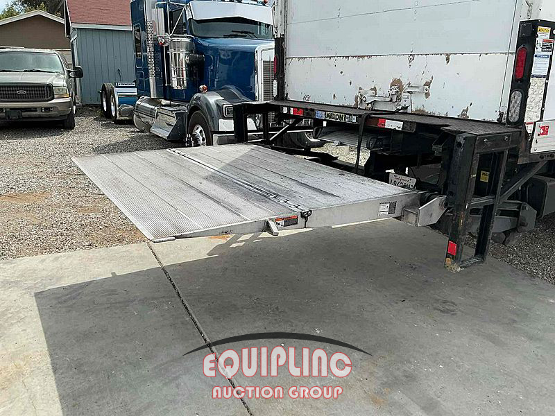 2018 Freightliner M2