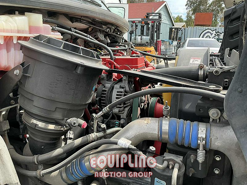 2018 Freightliner M2