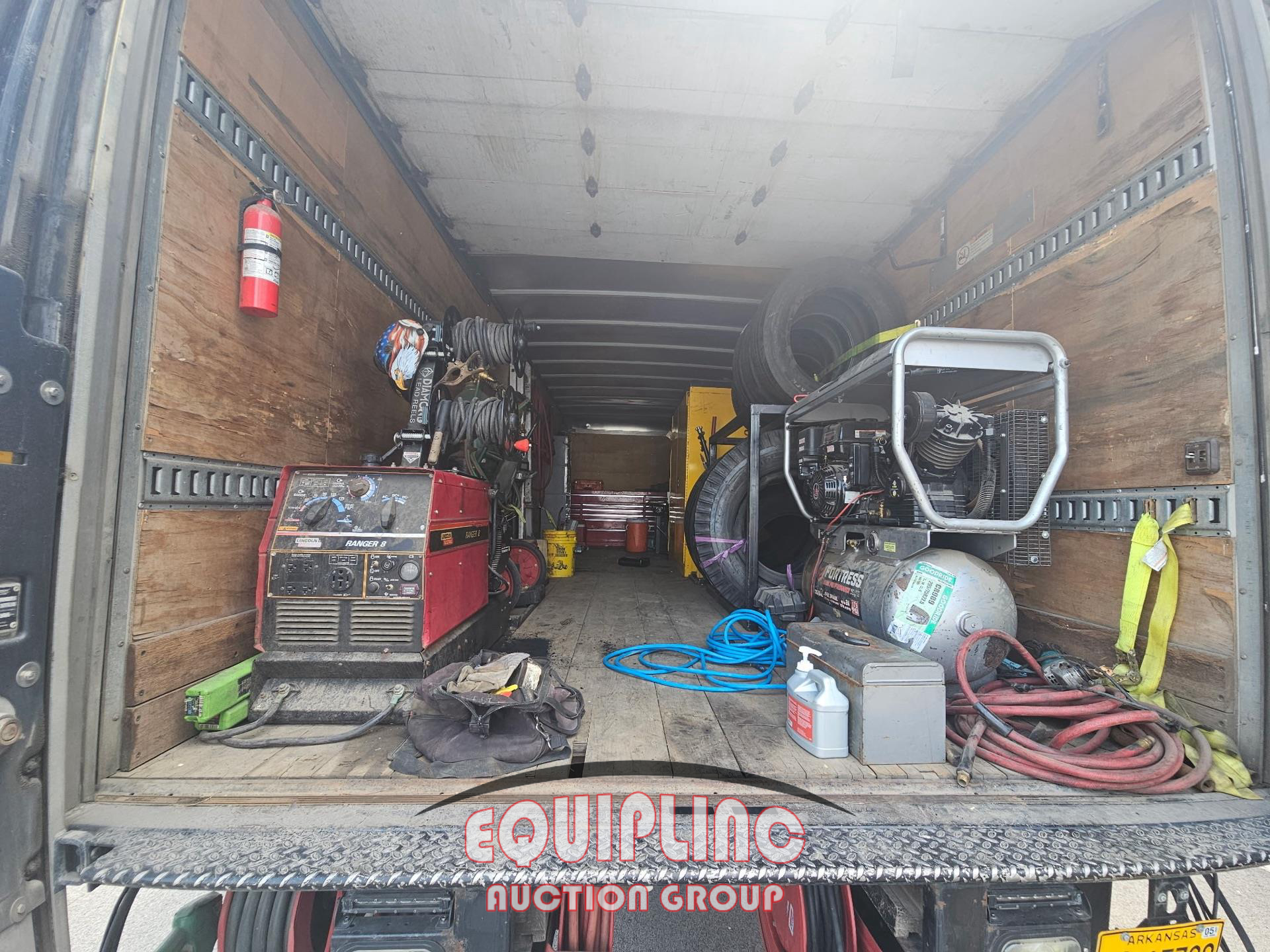 2017 Freightliner M2 106