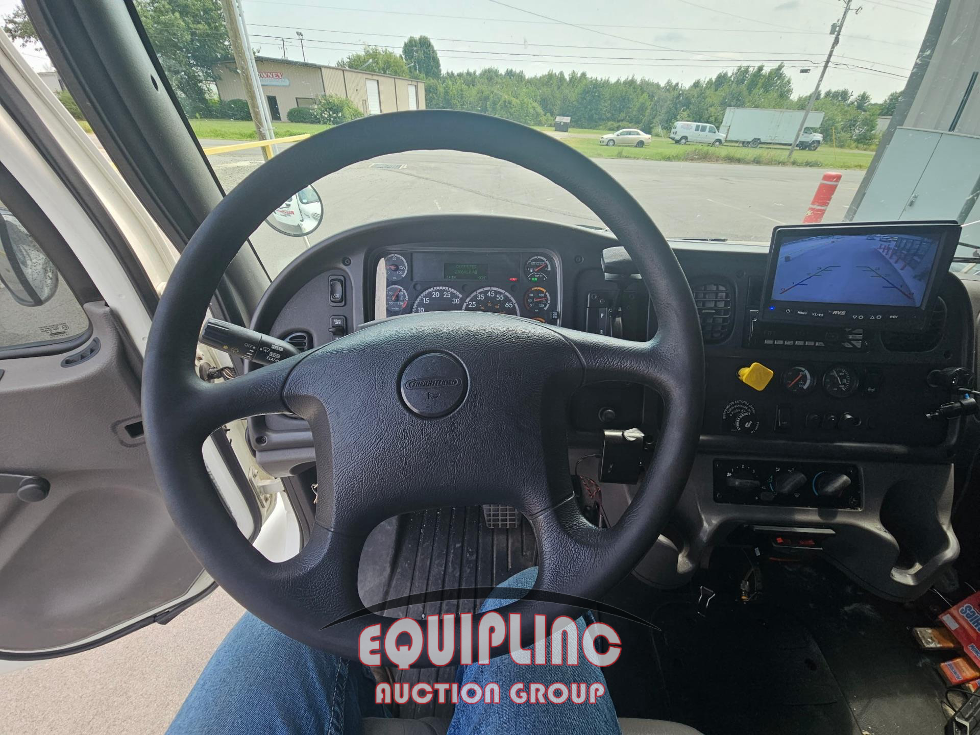 2017 Freightliner M2 106