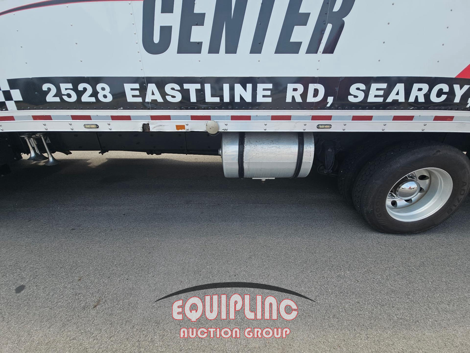 2017 Freightliner M2 106