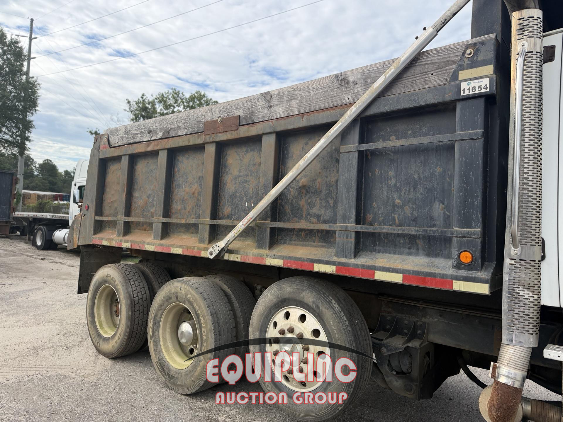 2003 Sterling L9500