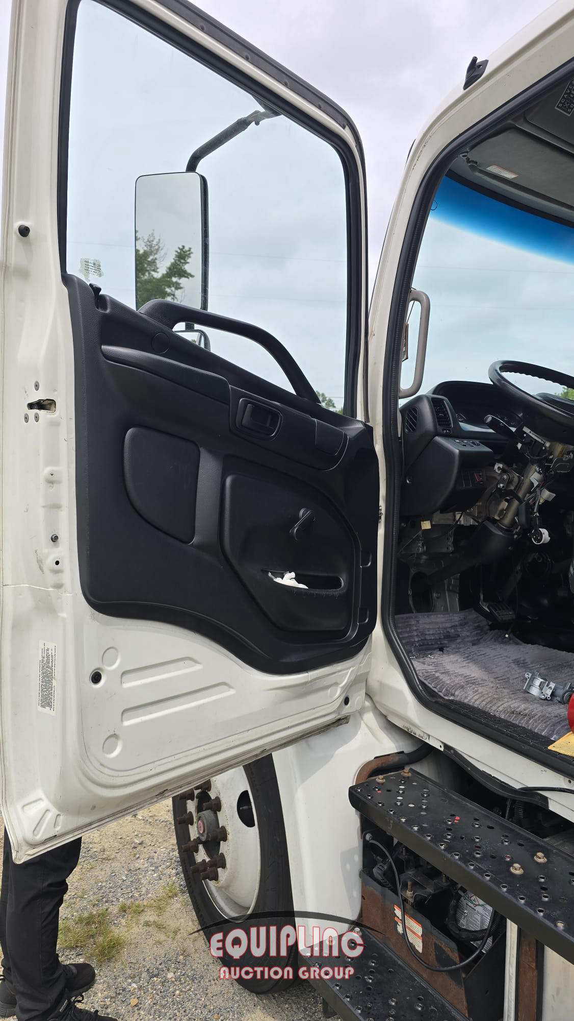 2020 Hino 268
