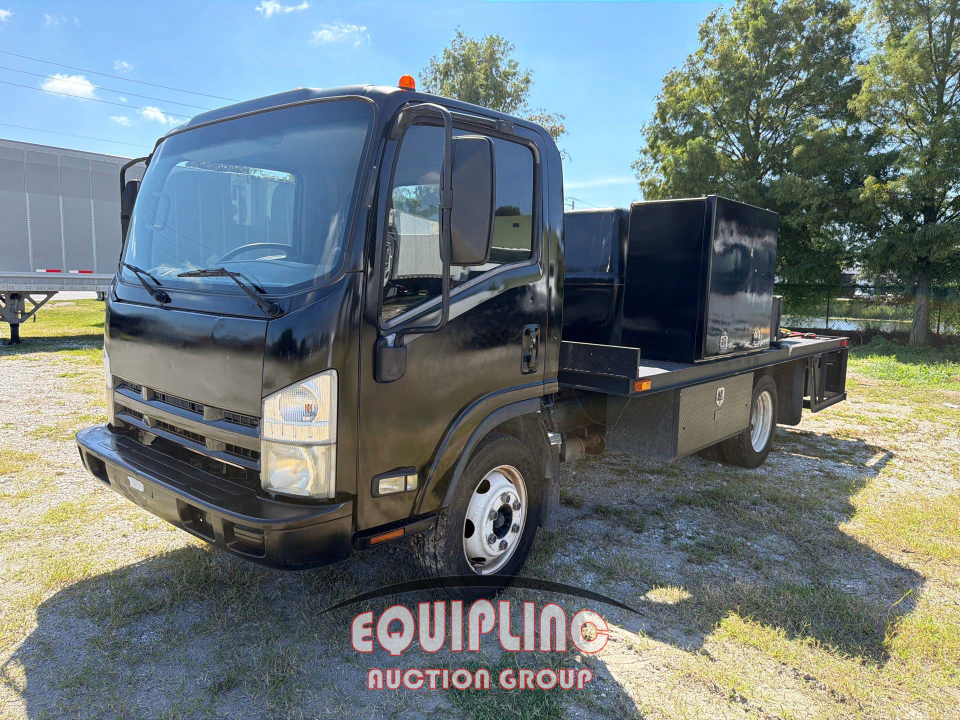 Photo of 2014 Isuzu NPR