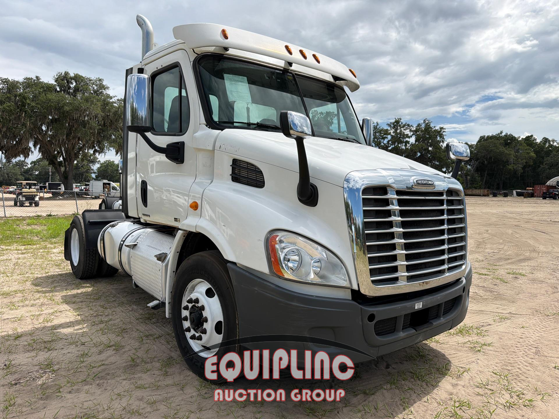 2011 Freightliner CASCADIA