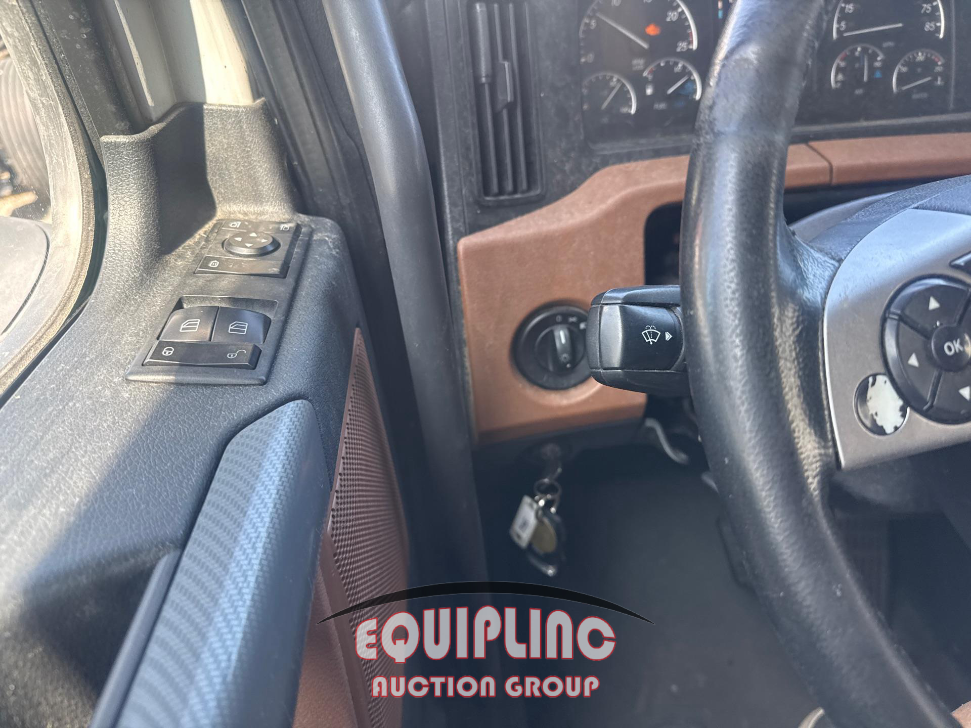 2020 Freightliner CASCADIA