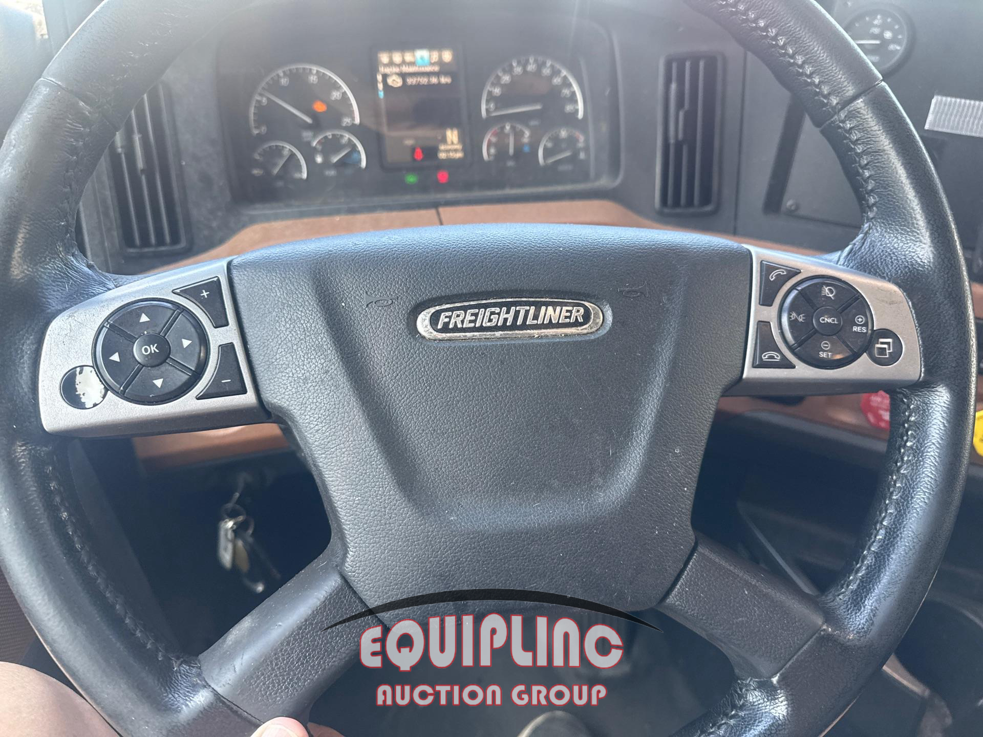 2020 Freightliner CASCADIA
