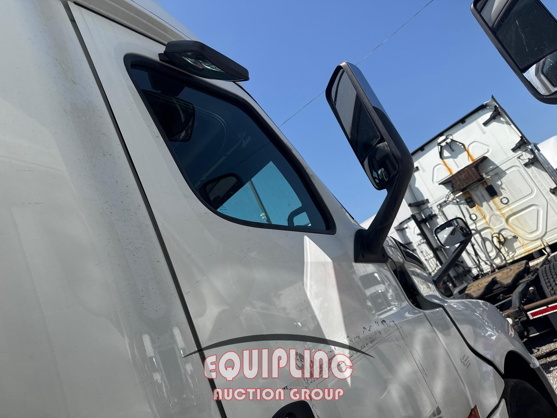 2020 Freightliner CASCADIA