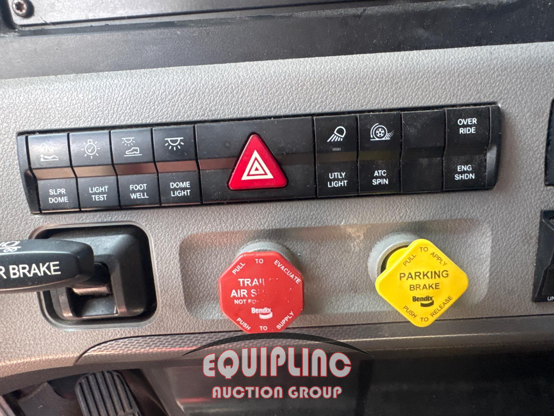 2021 Freightliner CASCADIA