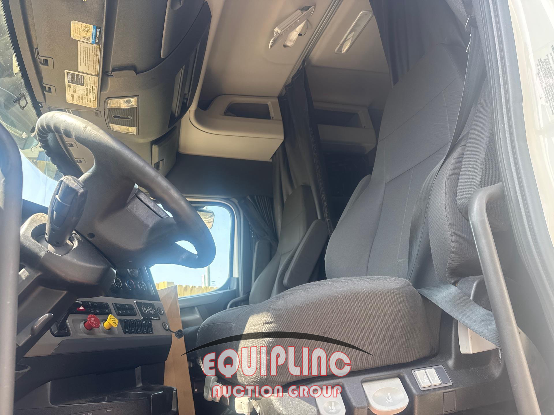 2021 Freightliner CASCADIA