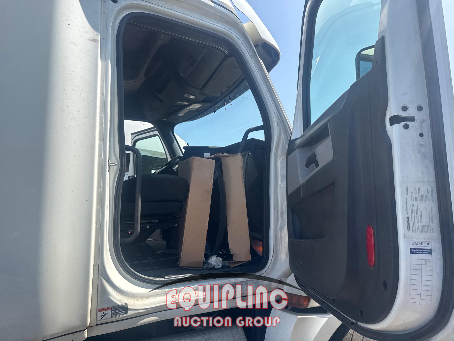 2021 Freightliner CASCADIA