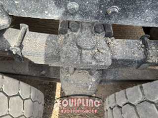 1996 Ford L8000