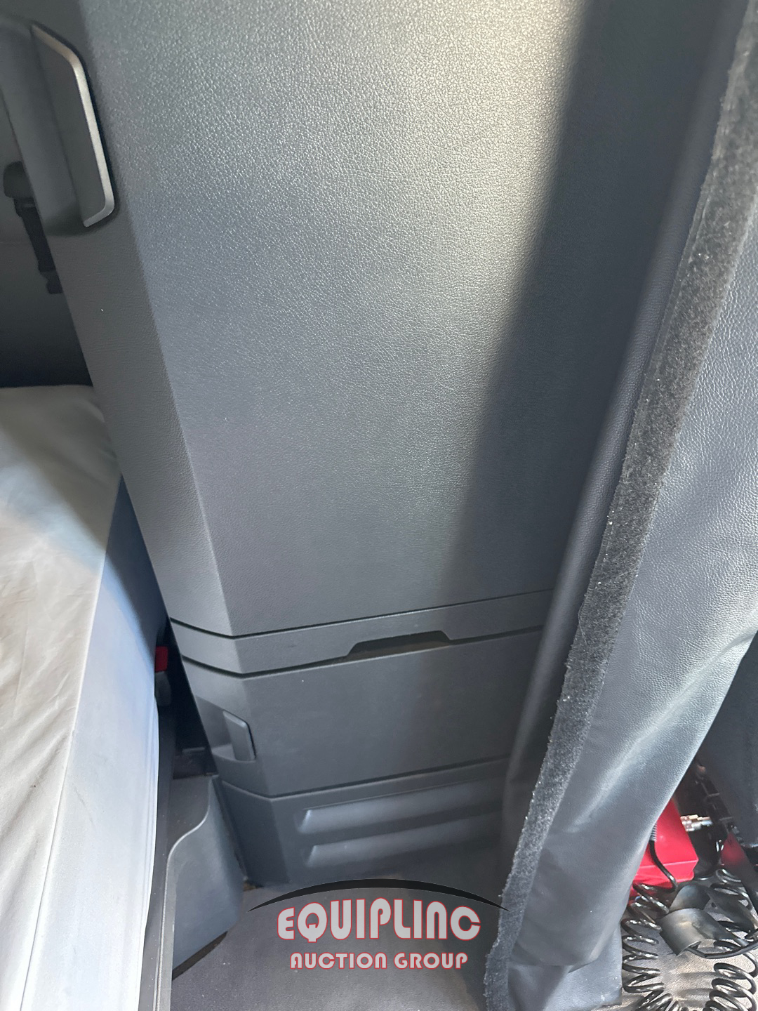 2020 Freightliner CASCADIA