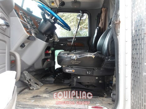 2007 Peterbilt 376