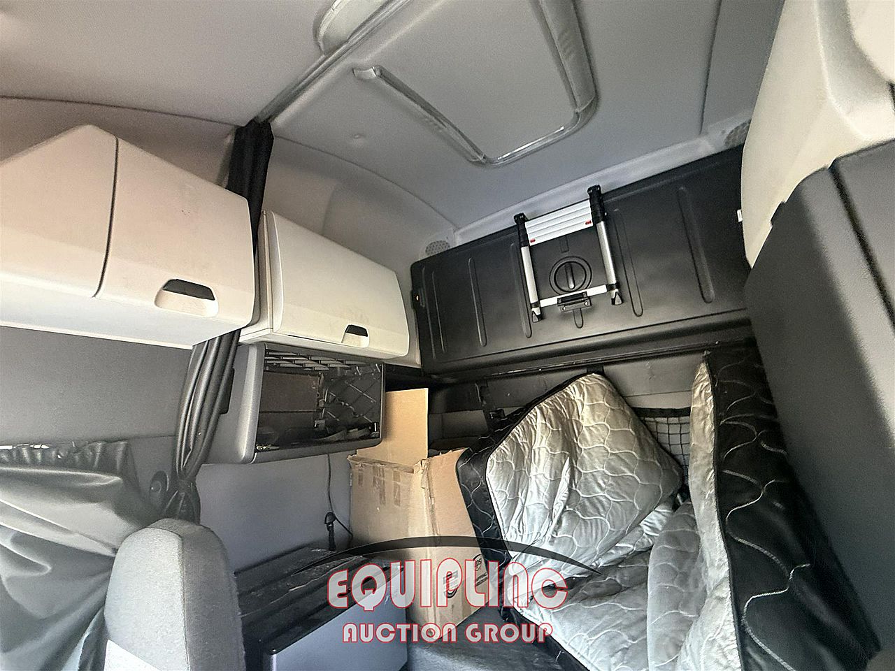 2019 Freightliner CASCADIA