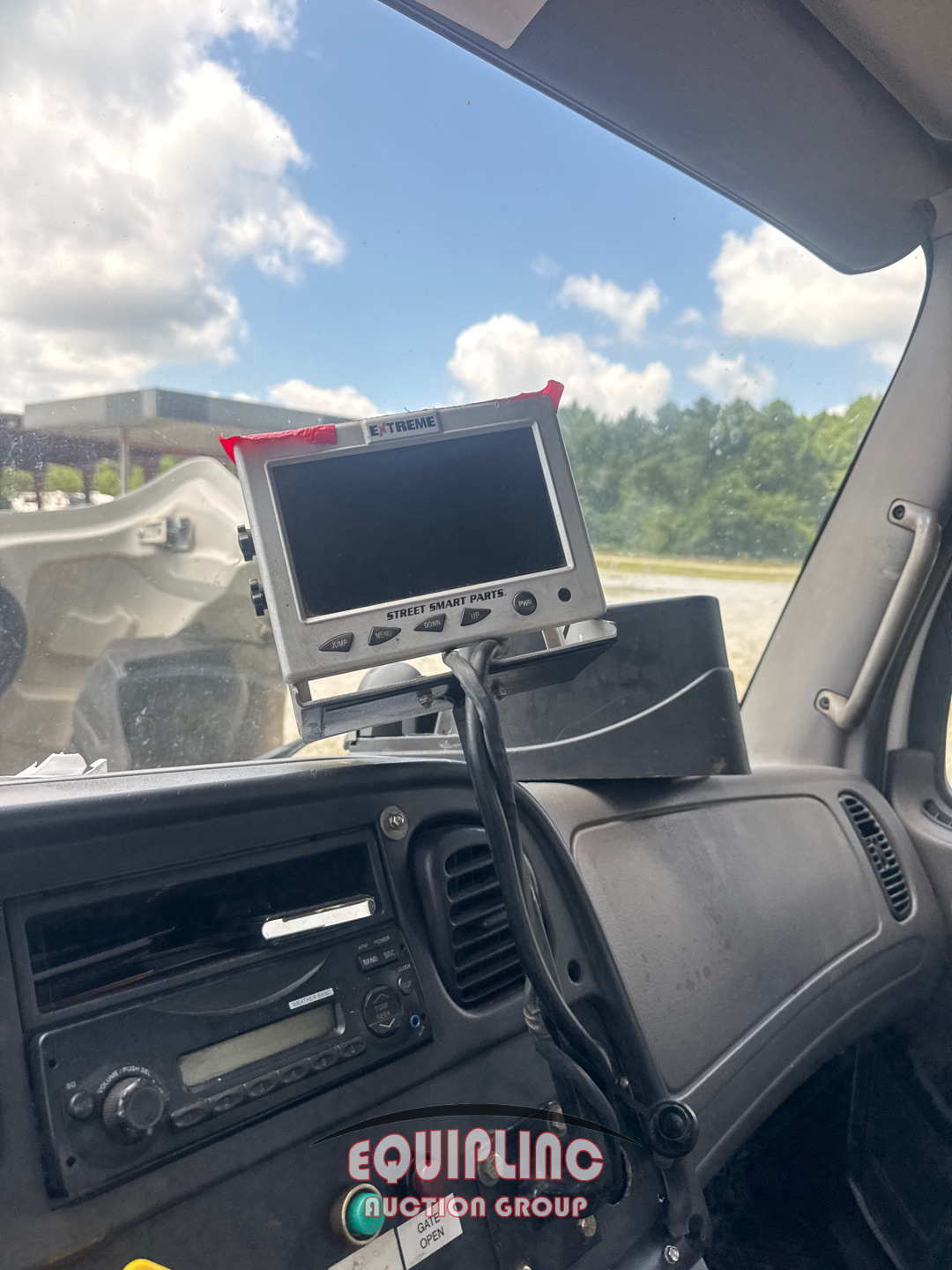 2012 Freightliner M2