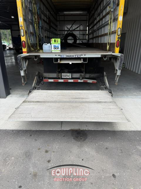 2015 Freightliner M2