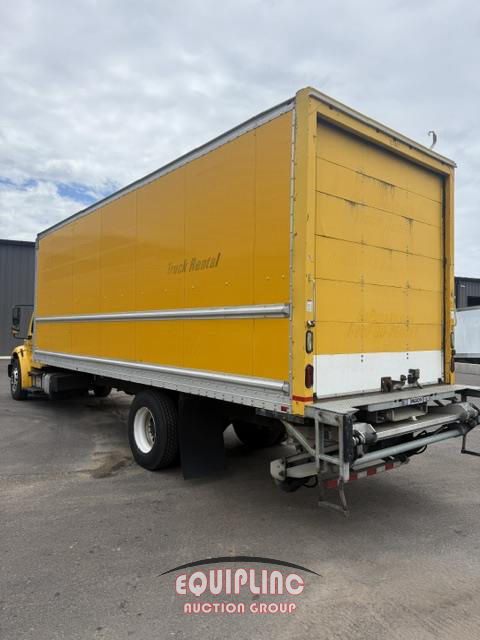 2015 Freightliner M2