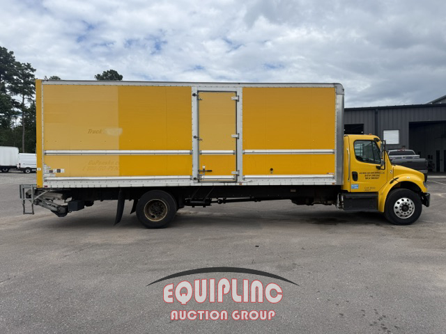 2015 Freightliner M2