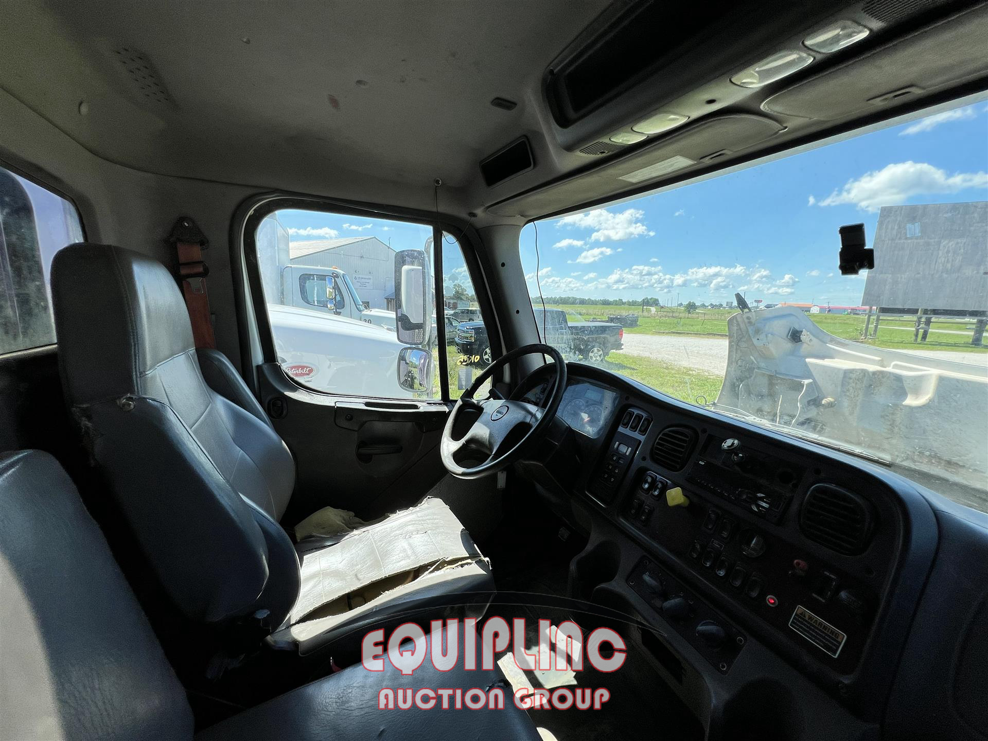 2019 Freightliner M2