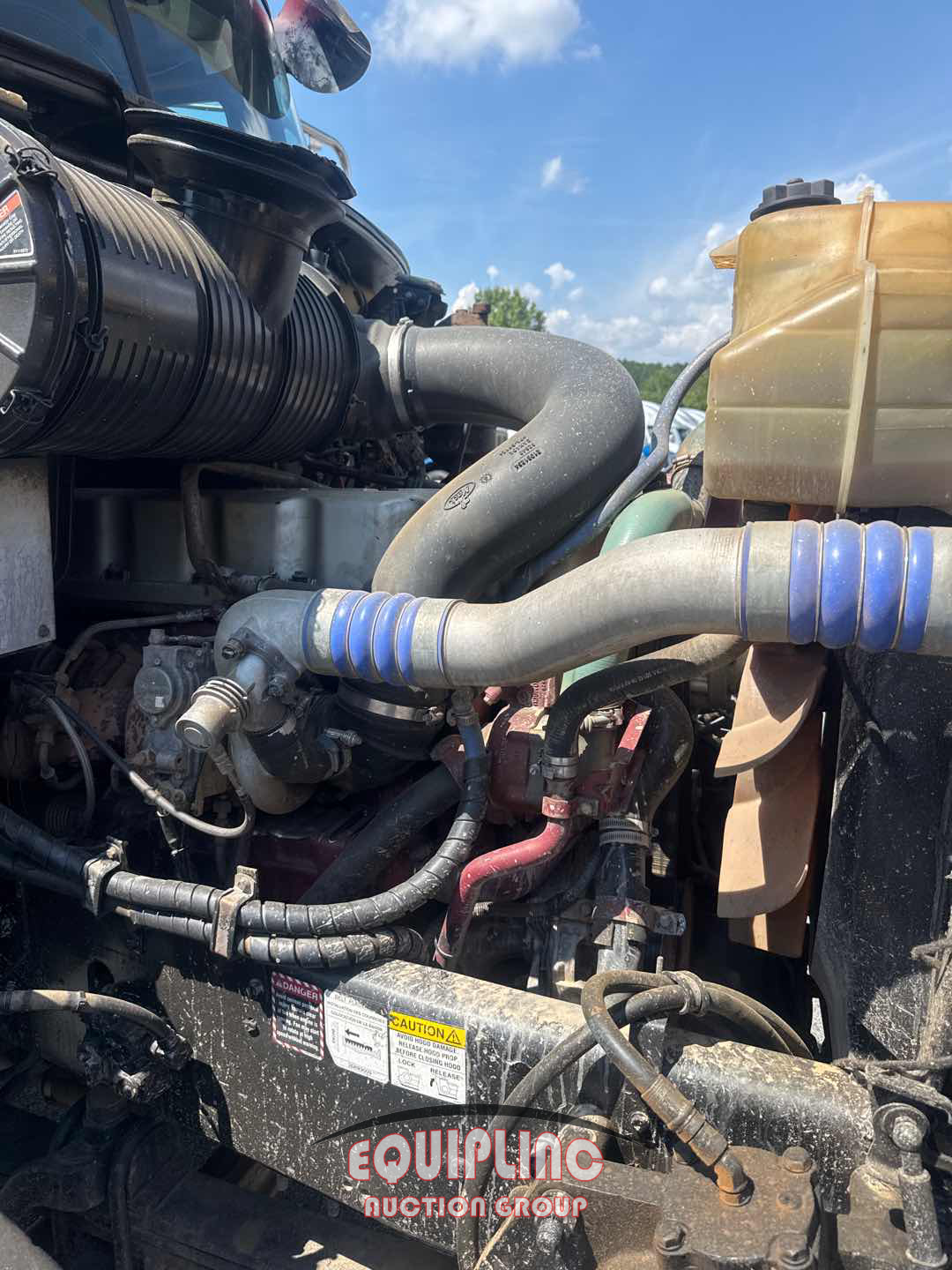 2009 Mack GU813