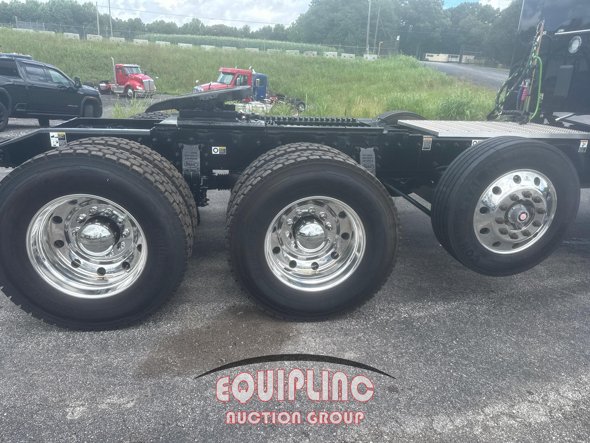 2025 Peterbilt 567