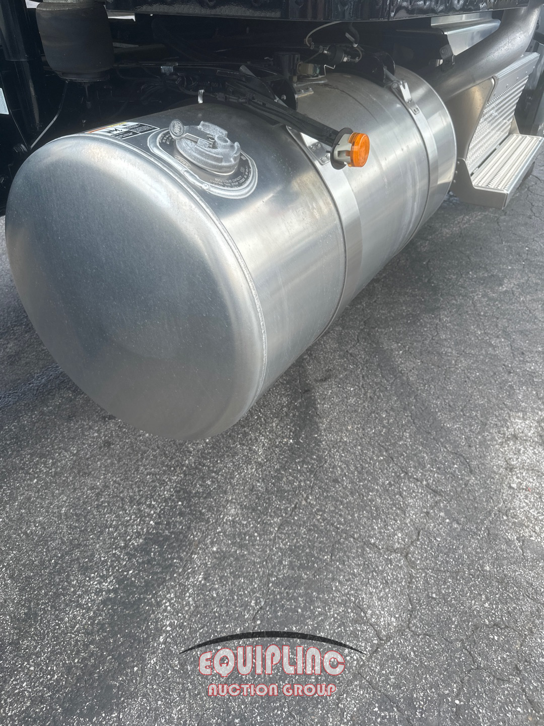 2025 Peterbilt 567
