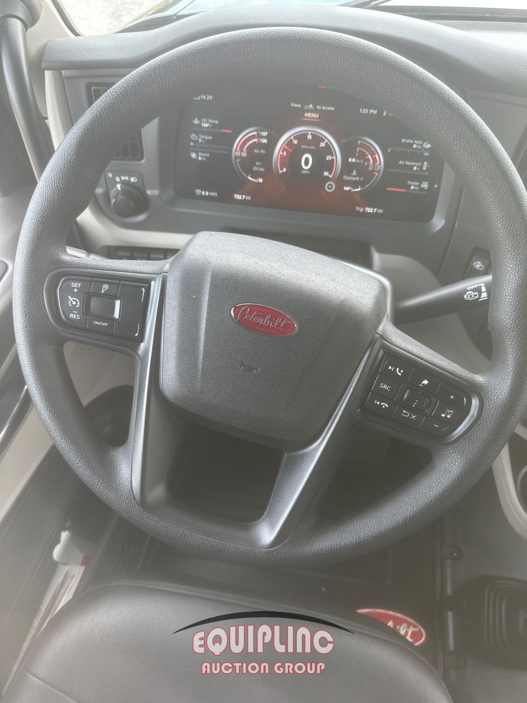 2025 Peterbilt 567