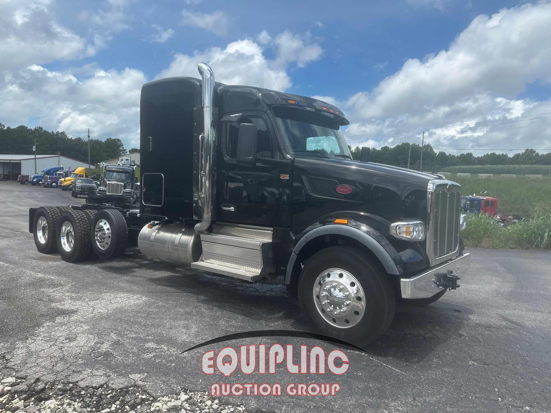 2025 Peterbilt 567