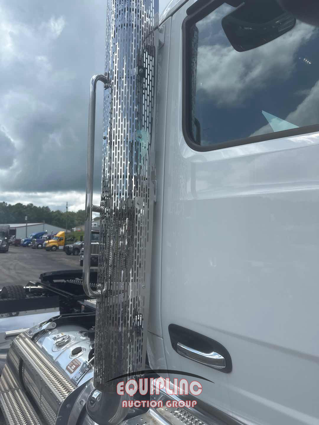 2025 Peterbilt 567