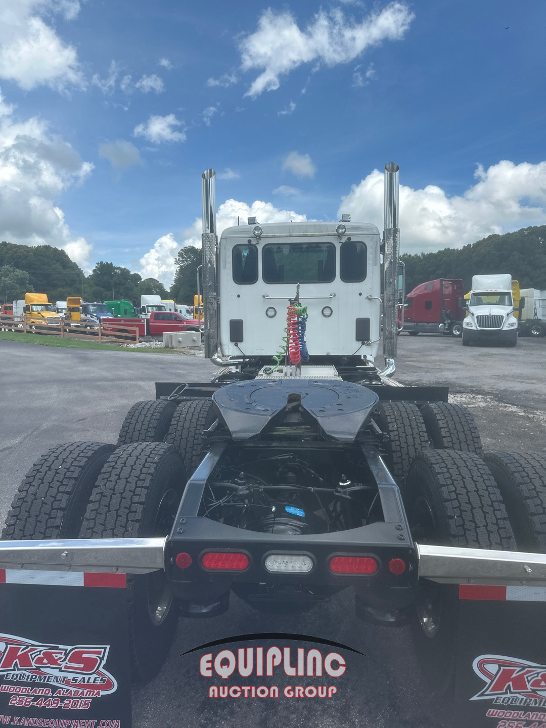 2025 Peterbilt 567