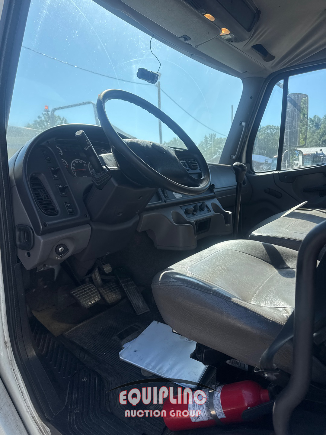 2013 Freightliner M2 106