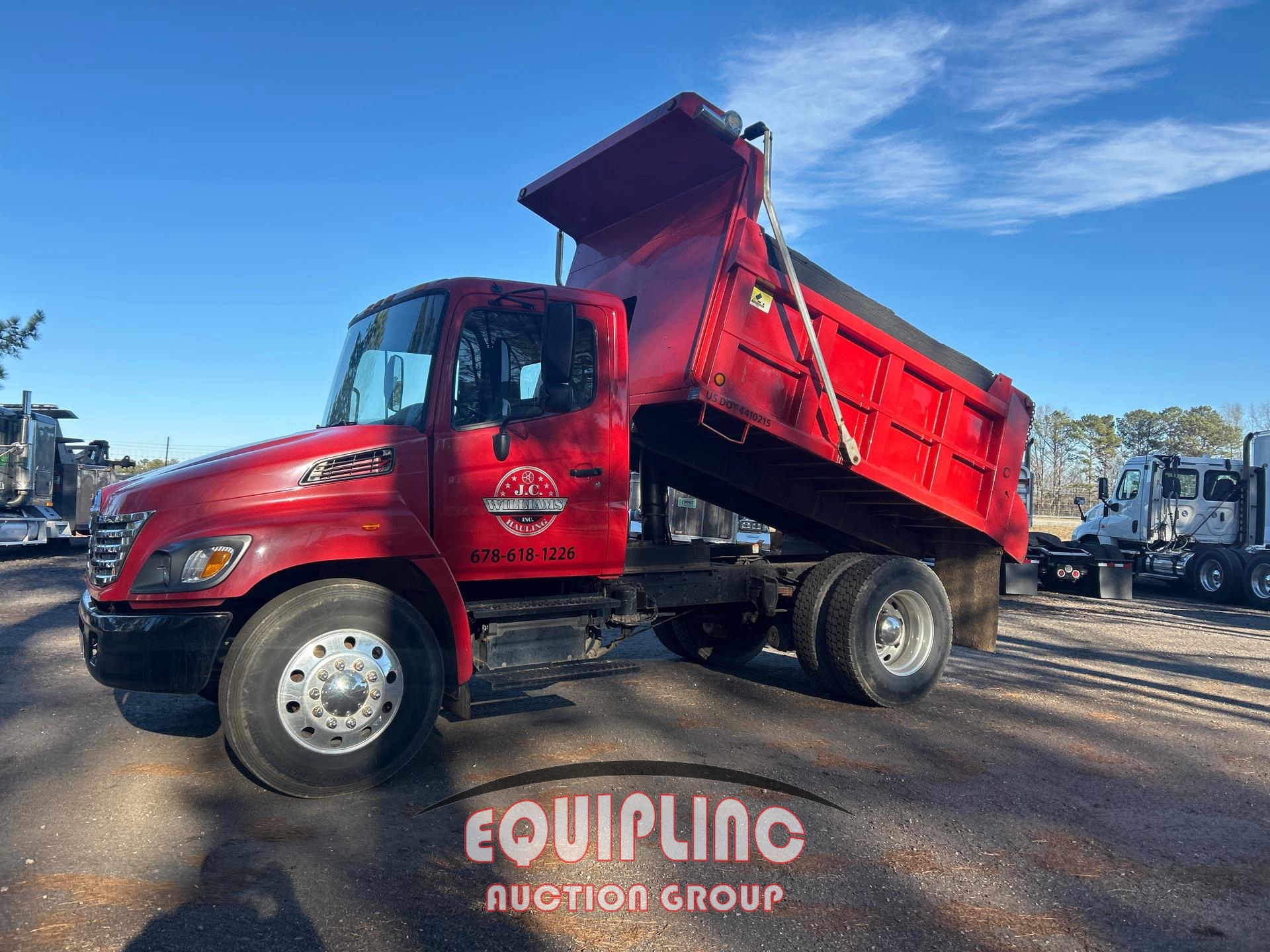 2005 Hino 268