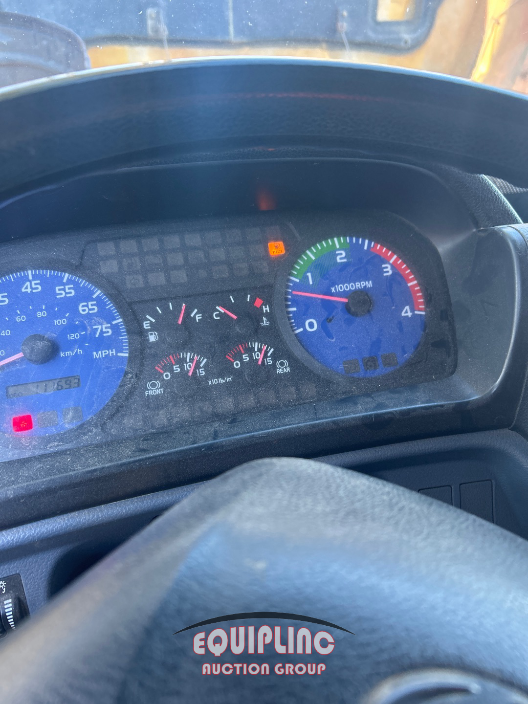 2005 Hino 268