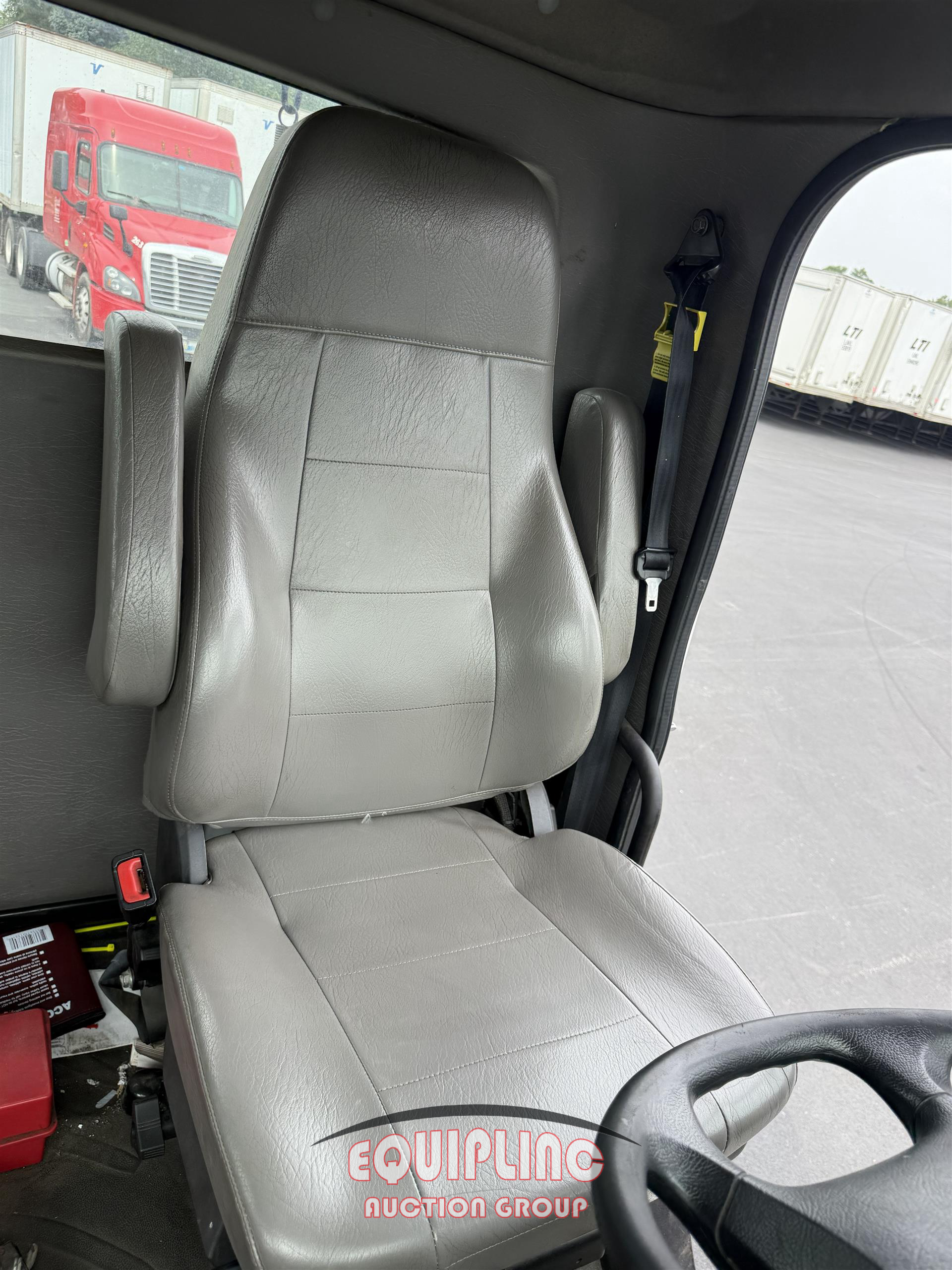 2018 Freightliner M2